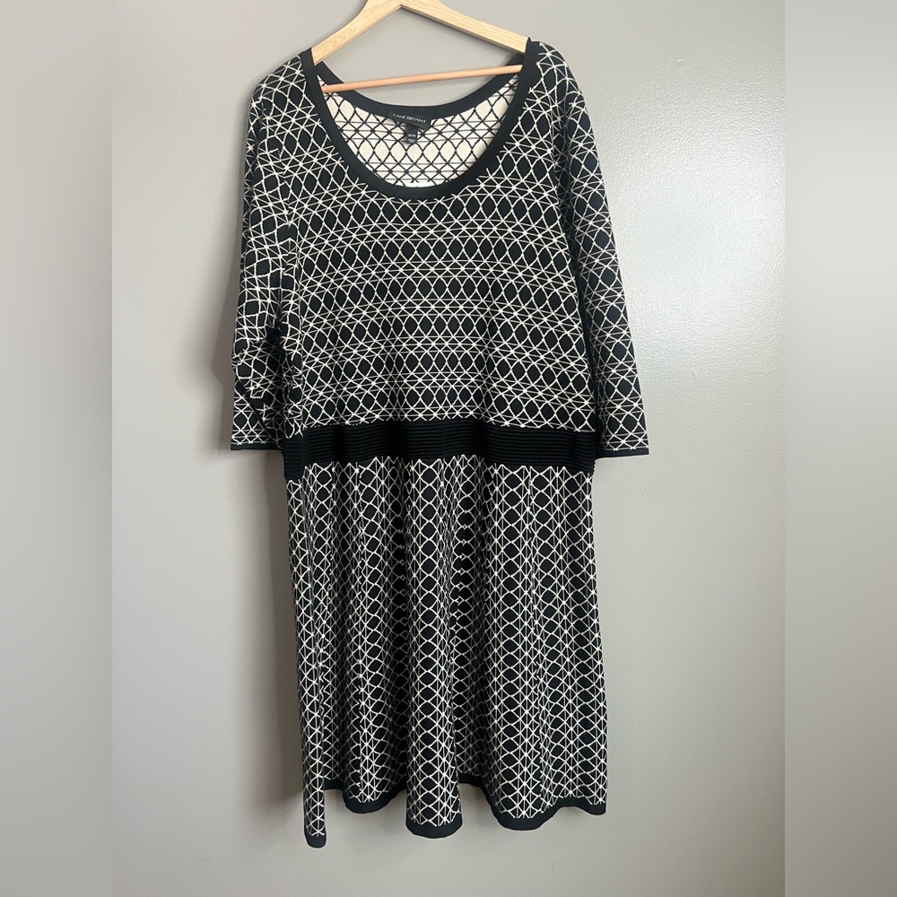 Lane Bryant Black and White sweater Dress size 26/28 career office wear